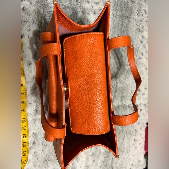 Dooney & Bourke satchel - Picture 5 of 5